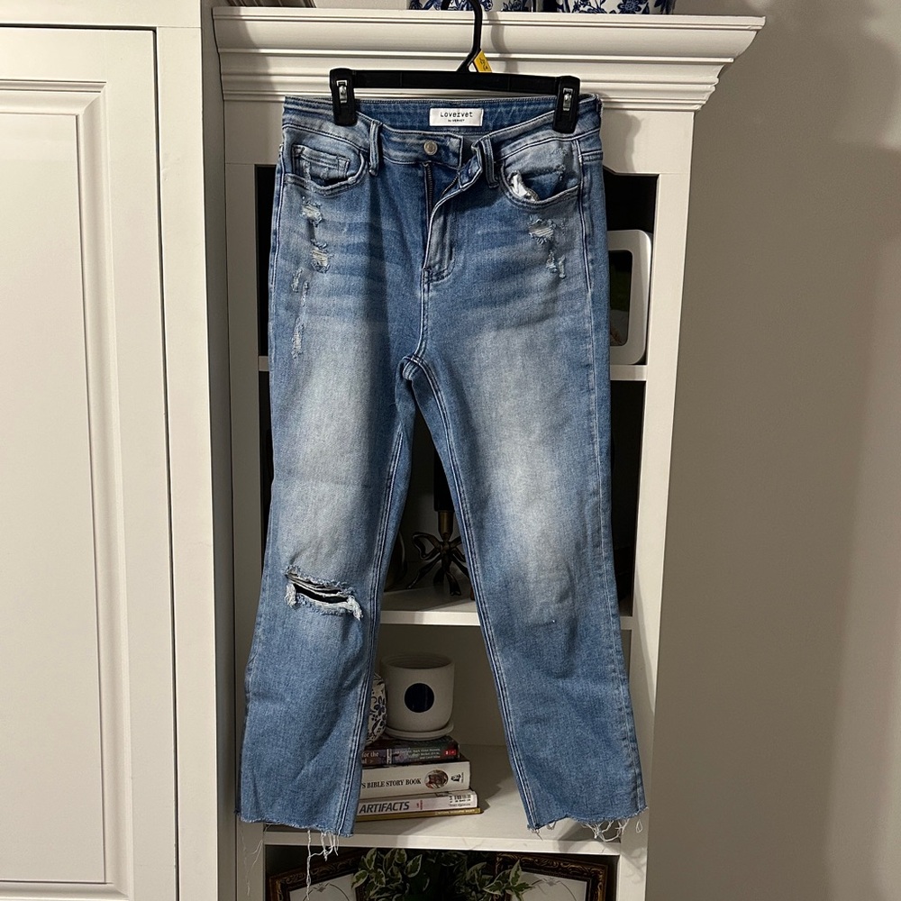 Loveret Women's Light Blue Straight Leg Jeans